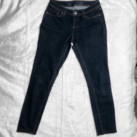 𝅺THE Limited Short Denim Jeans with Distressed Cut Size 4 EUC - Picture 1 of 9